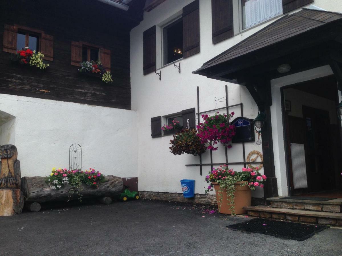 Alpengasthof Hoiswirt Modriach ภายนอก รูปภาพ